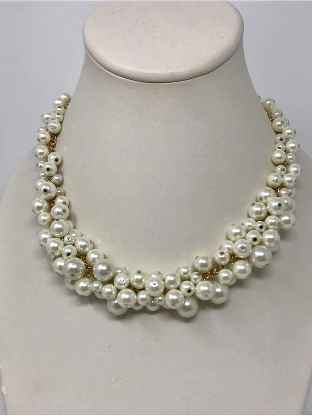 Clustered White Lustrous Faux Pearl Necklace Gold-Tone Chains Bridal Wedding